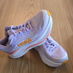 Women's Hoka Bondi shoes, Size 7.5D Or Wide. Purple, Great Condition